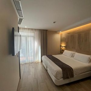 Habitación con 2 Camas Individuales